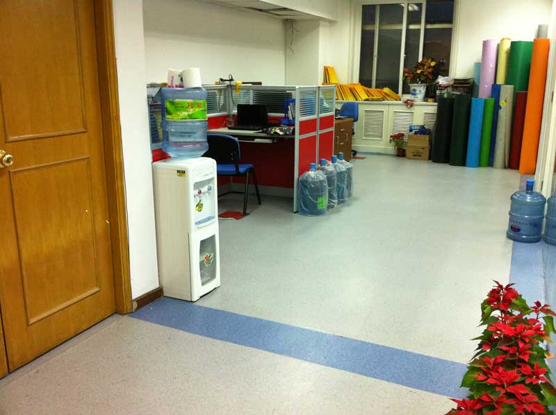 pvc辦公91免费视频下载上雙麵膠的痕跡如何去除？